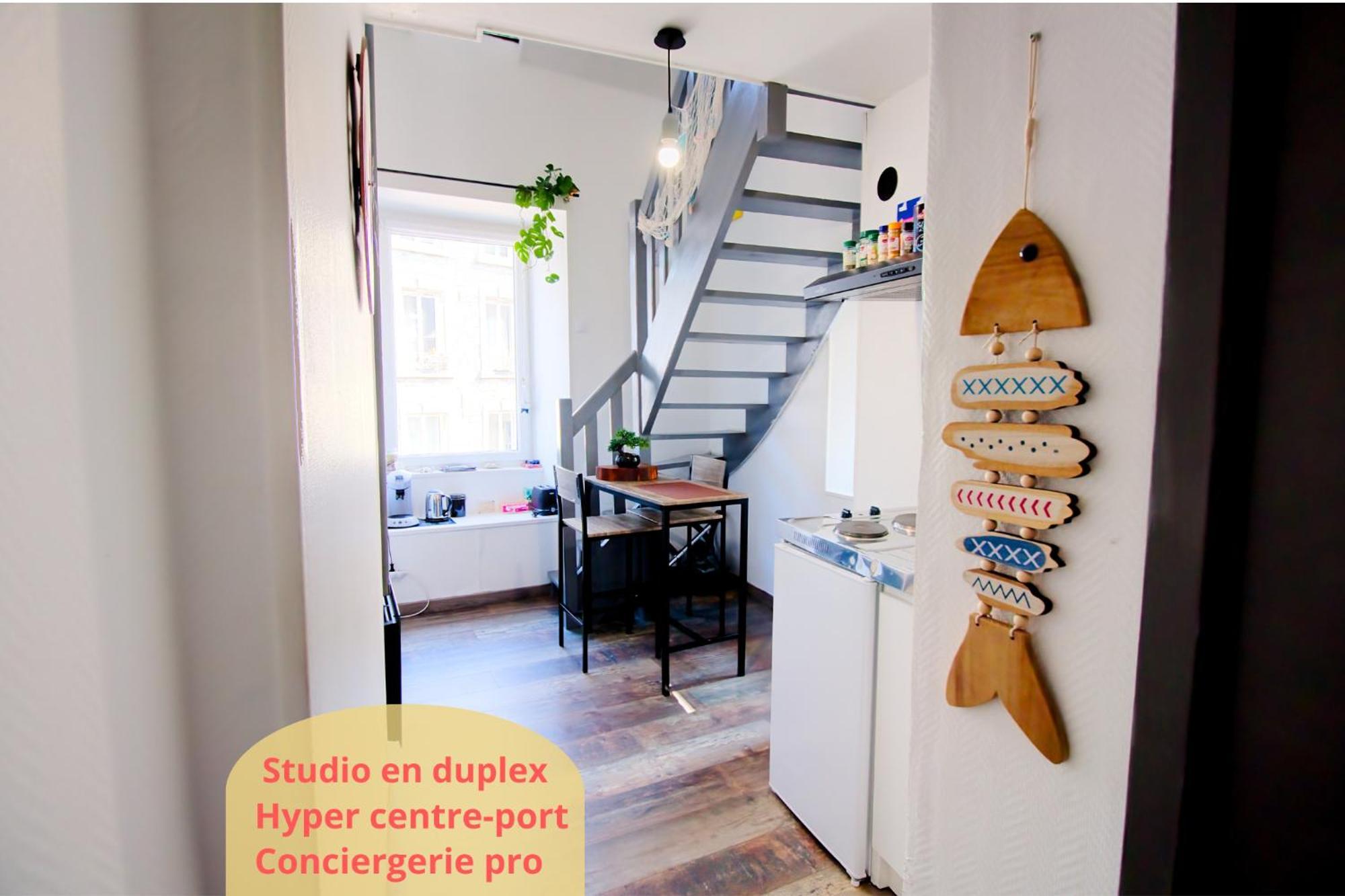 Petit Duplex Lumineux, Hyper Centre A 2 Pas Du Port, Intendance Luxury Host Cherbourg-en-Cotentin Zewnętrze zdjęcie
